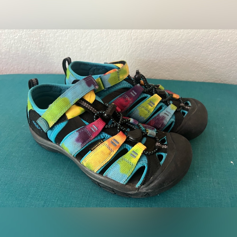 Keen Sandals Rainbow Tie Dye Big Kids Size 4